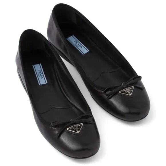 Prada Black Soft leather triangle logo ballet flats round toe EU 37 US 7 - Picture 1 of 14